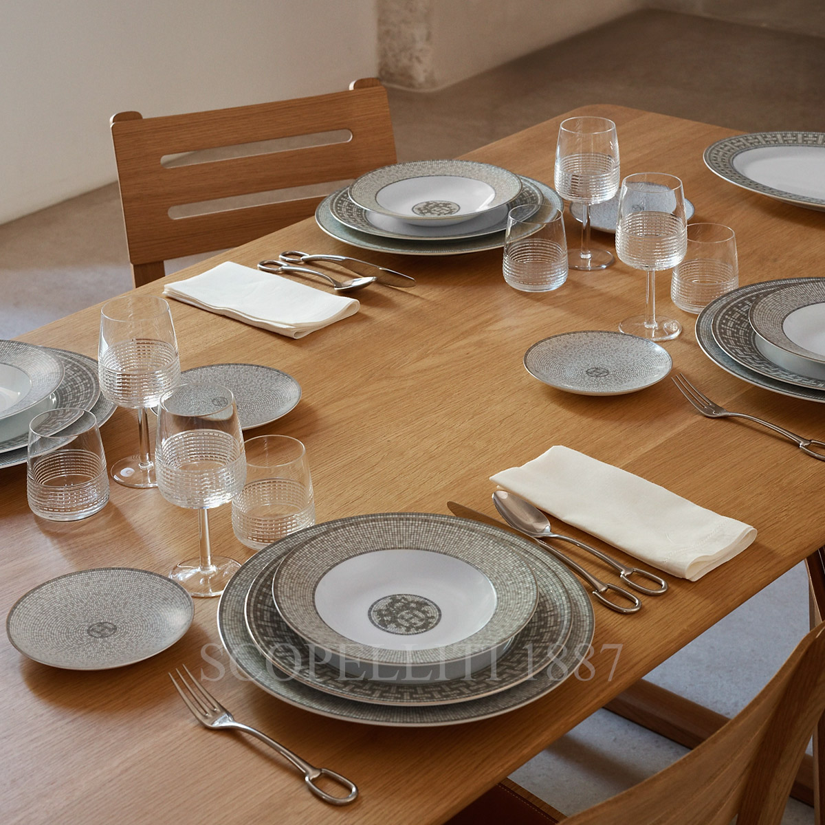 Hermès Attelage 5-Piece Stainless Steel Flatware 2