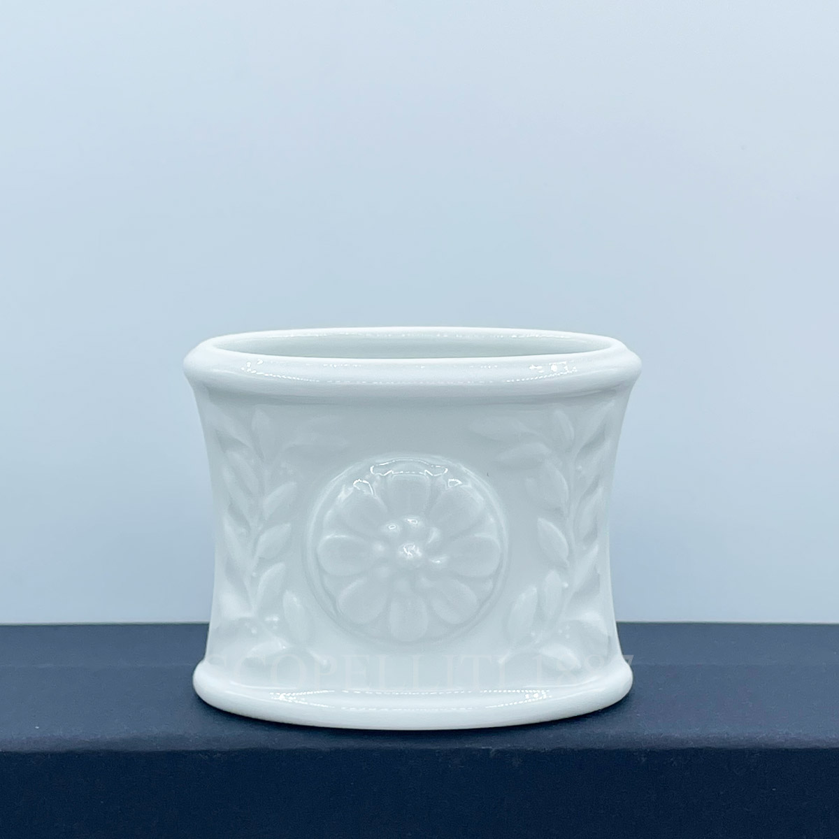 Bernardaud Bernardaud Louvre Napkin Ring 1
