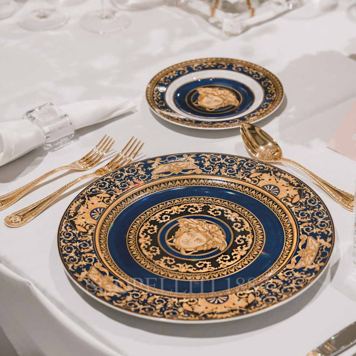 VERSACE Versace Medusa Blue Bread Plate 2