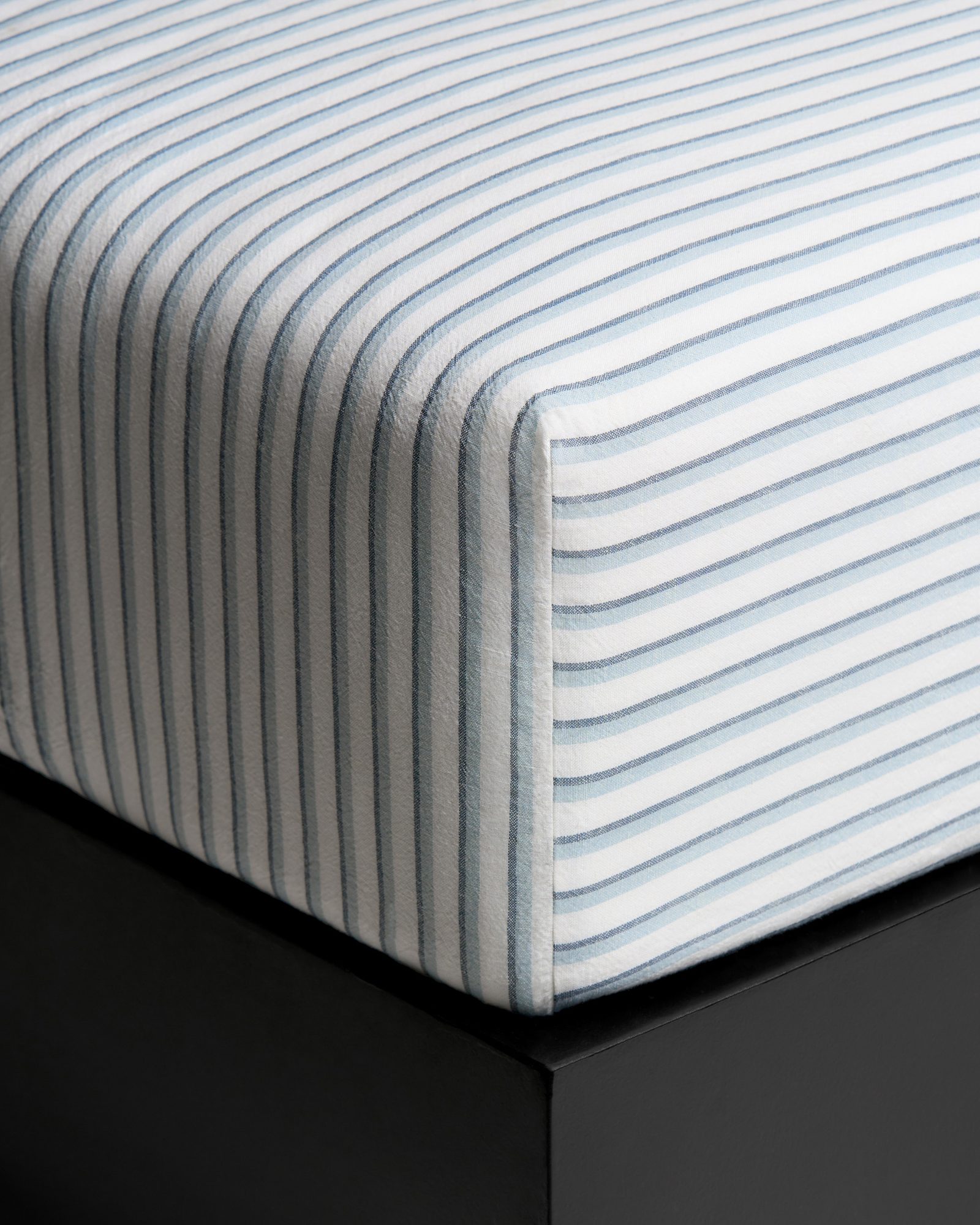 Nordic Knots Linen Blend Fitted Sheet – Stripes 2