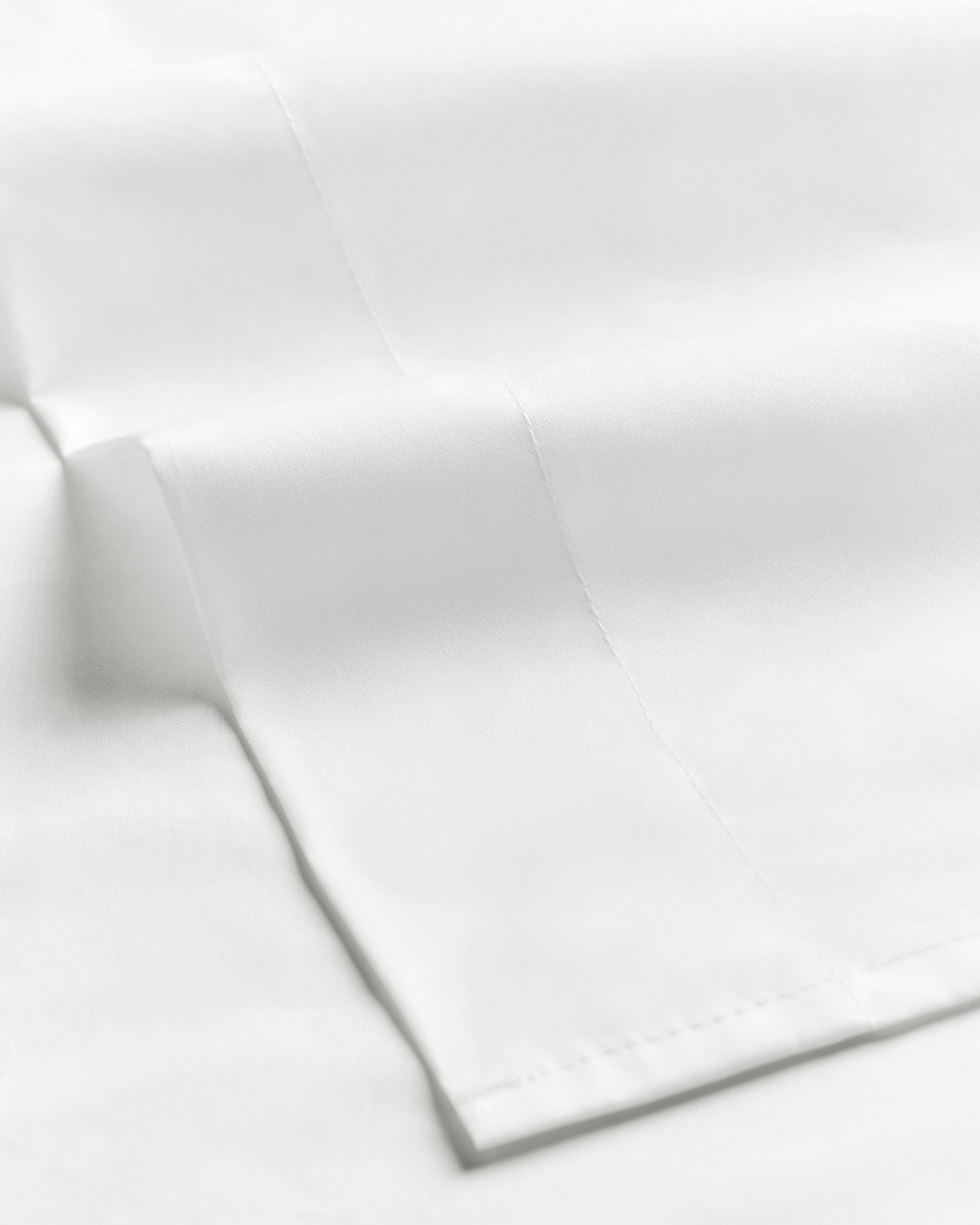 Nordic Knots Percale Flat Sheet – Crisp White 2