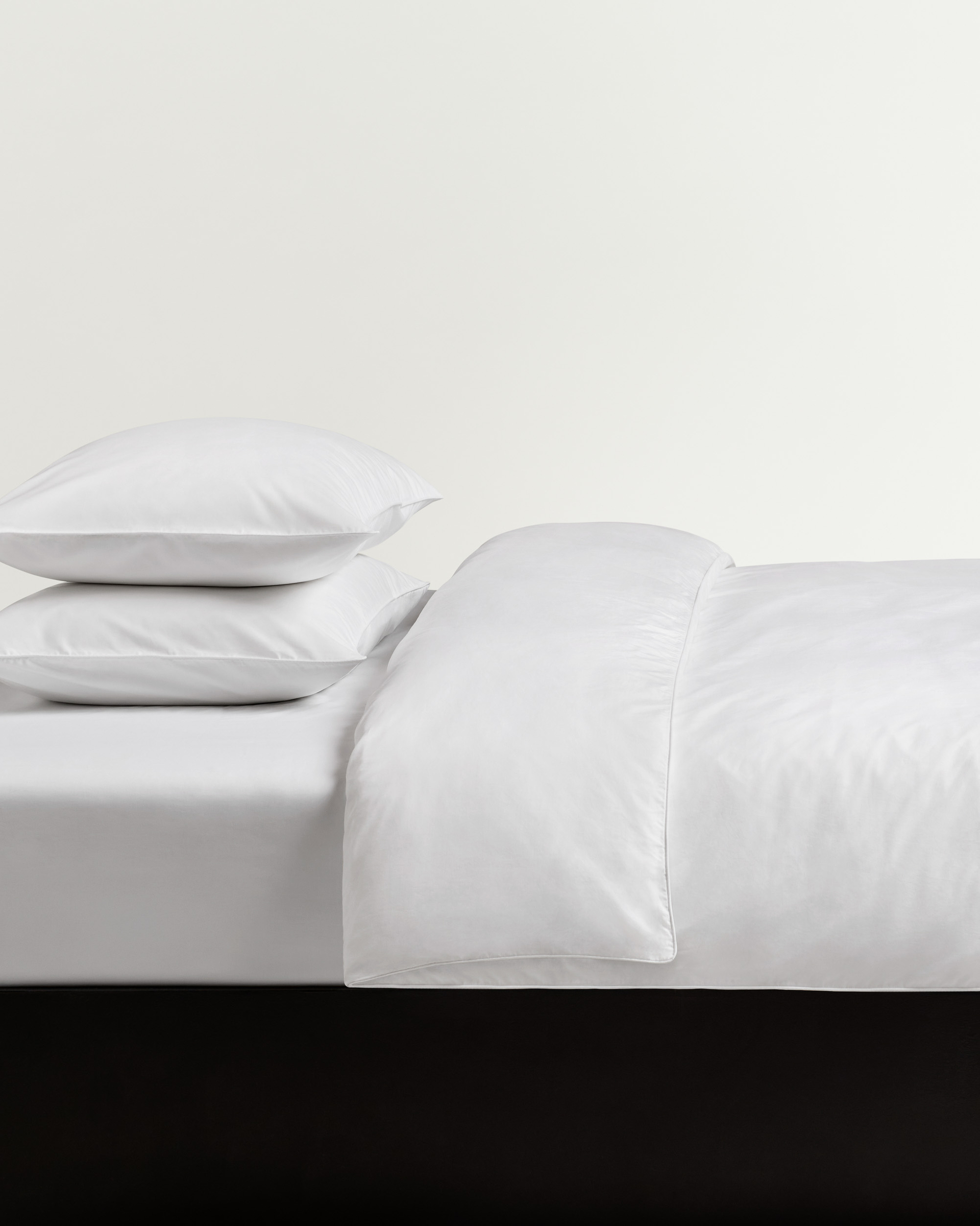 Nordic Knots Percale Pillow Case (Set of 2) – Crisp White/White 2