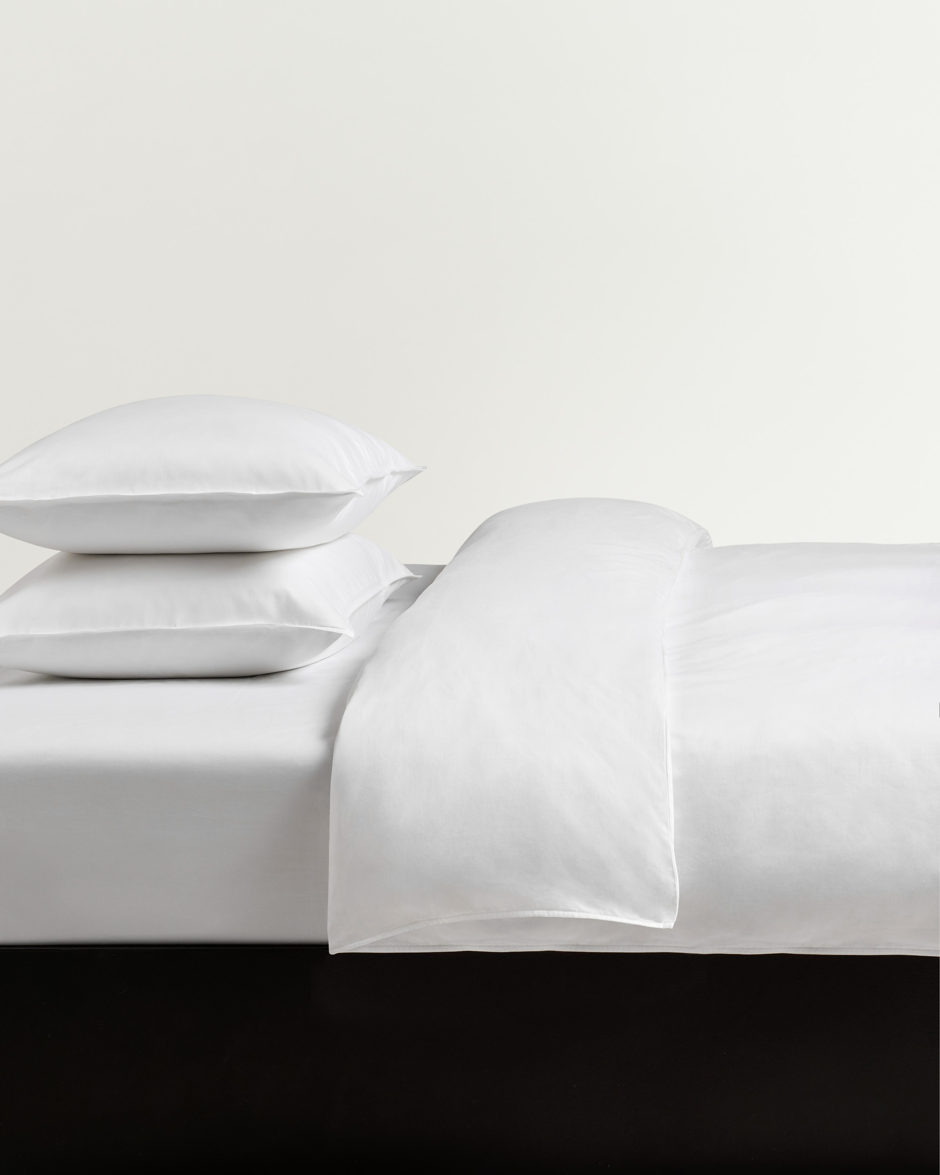 Nordic Knots Sateen Pillow Case (Set of 2) – Crisp White 2