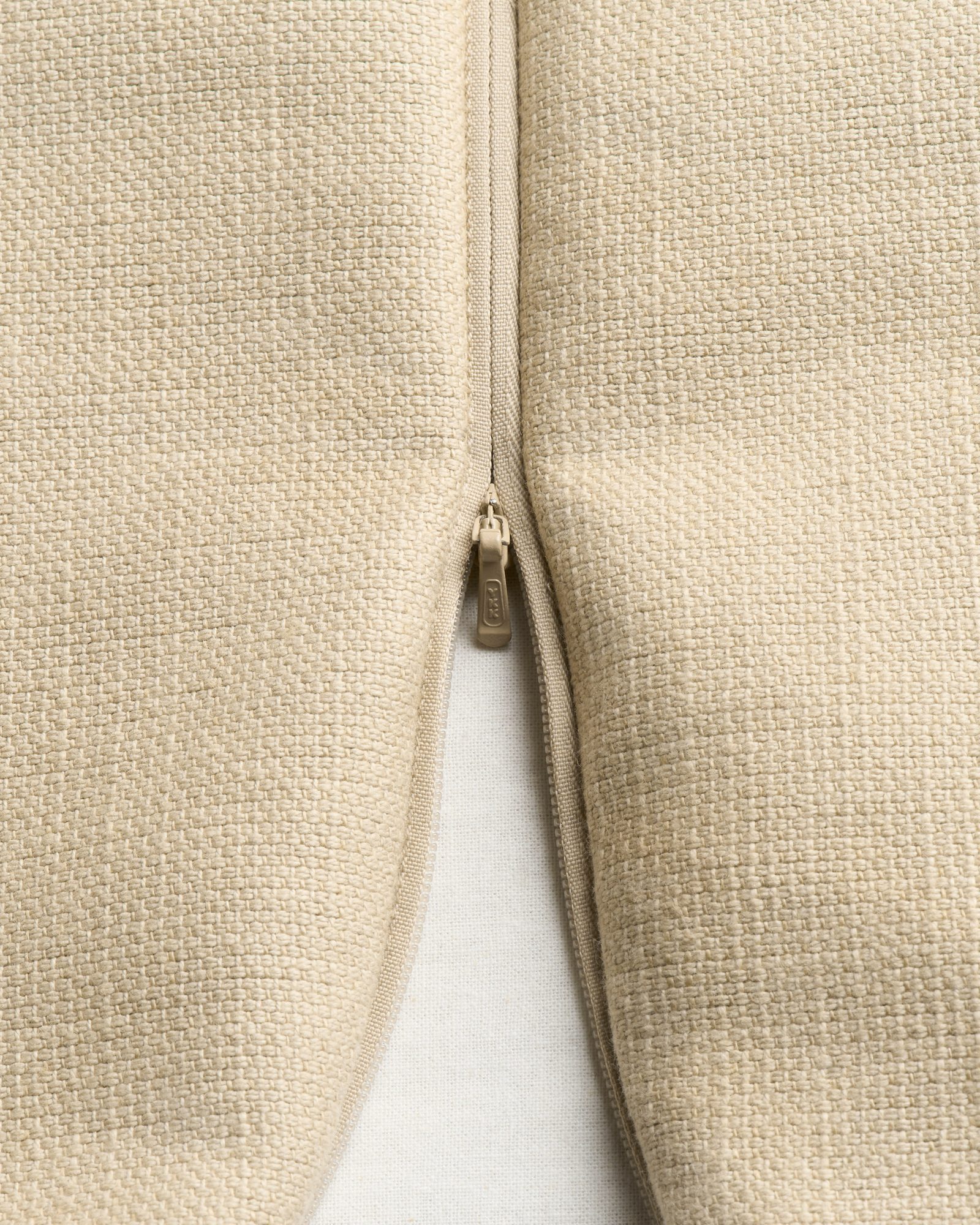 Nordic Knots Signature Slip Cover – Sand 1