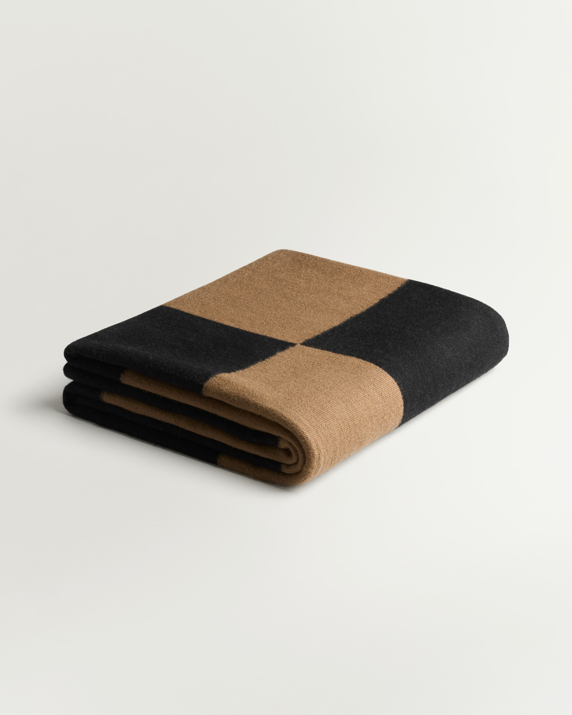 Nordic Knots Square Kilim – Tobacco 1