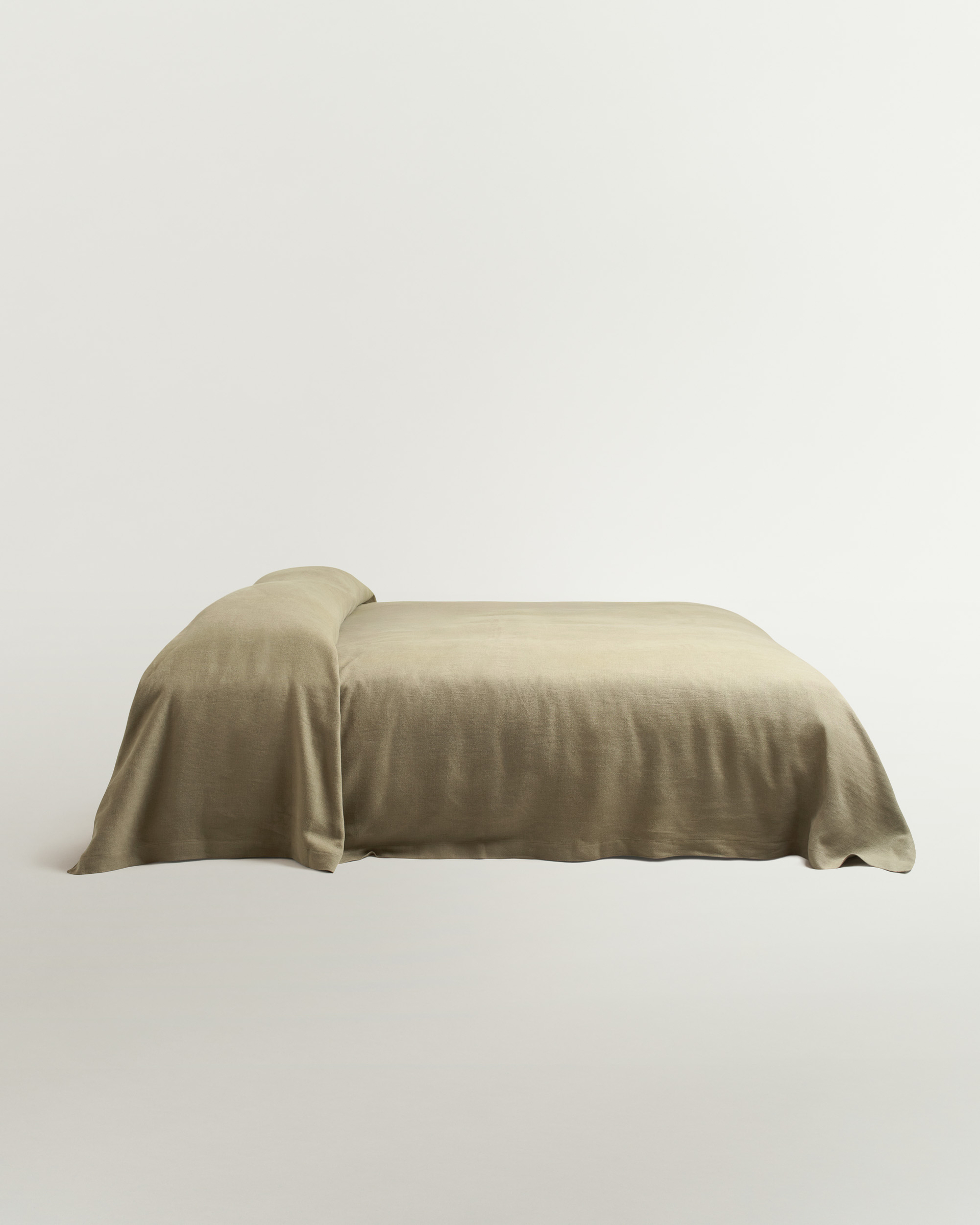 Nordic Knots Studio Linen – Forest Green 1