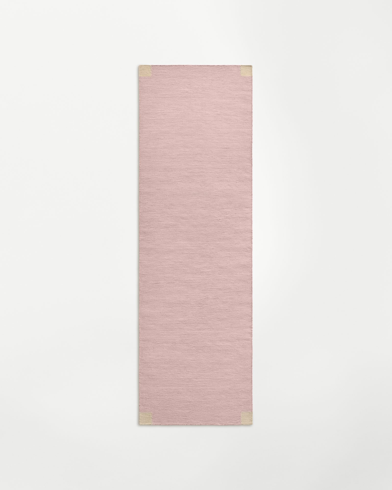 Nordic Knots Tradition Solid Runner – Pink 1